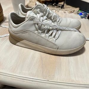 Sorel 7 Out N About Sneakers Shoes Ivory Off White Lace Up Waterproof Casual